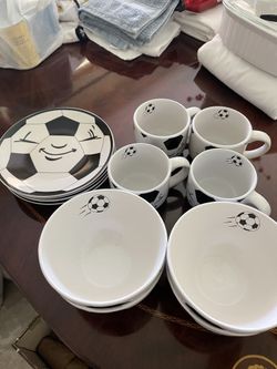 Soccer Dishes (Mulberry Collection)