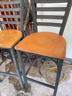 3 tall metal barstools. Stools