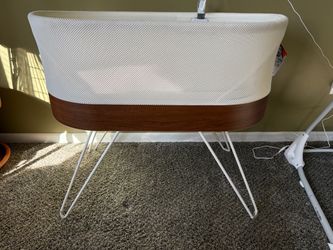 Snoo Baby Bassinet with Mesh Sides and Mattress