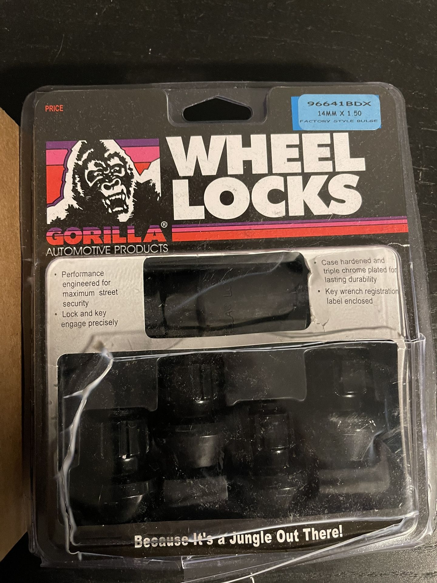 Gorilla Lug Nuts With Four Locking Lug Nuts/ Key Factory Style Bulge Black Chrome Set Mustang 2015-2021