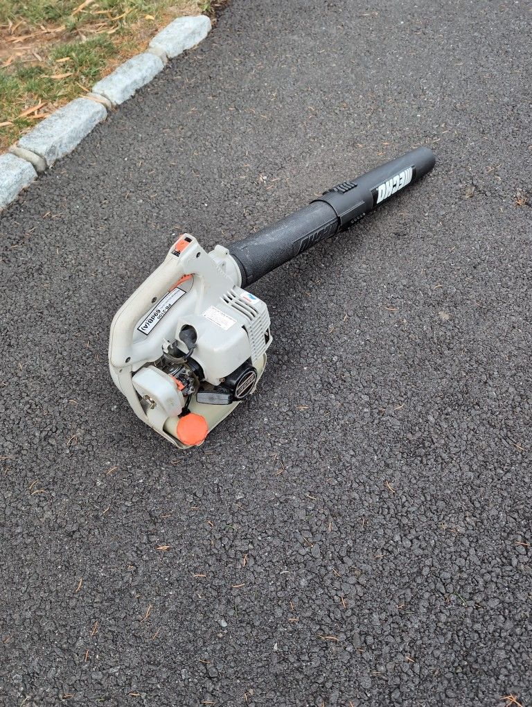 Gas Leaf Blower ECHO 