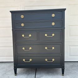 Drexel High Quality All Wood Black Dresser Chest Of Drawers 