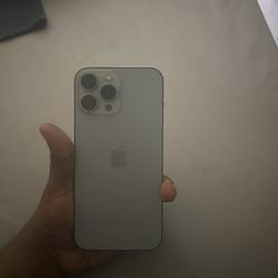 iPhone 13 Max