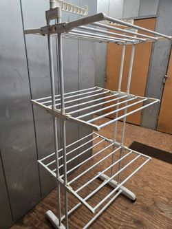 Clothing/rack