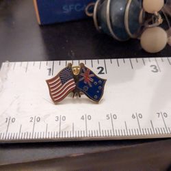 US-AUSTRALIA LAPEL PIN