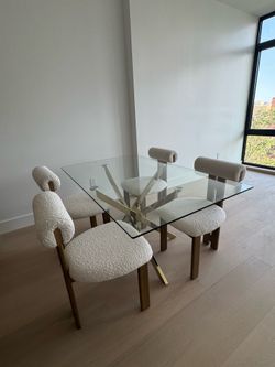 Mercer41 Glass Dining Table 59”