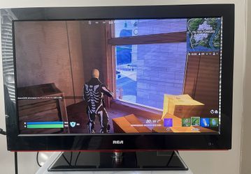 RCA 32” Flat Screen TV