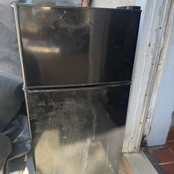 Black Mini Fridge 
