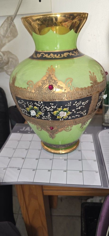 BEAUTIFUL VASE 14" TALL