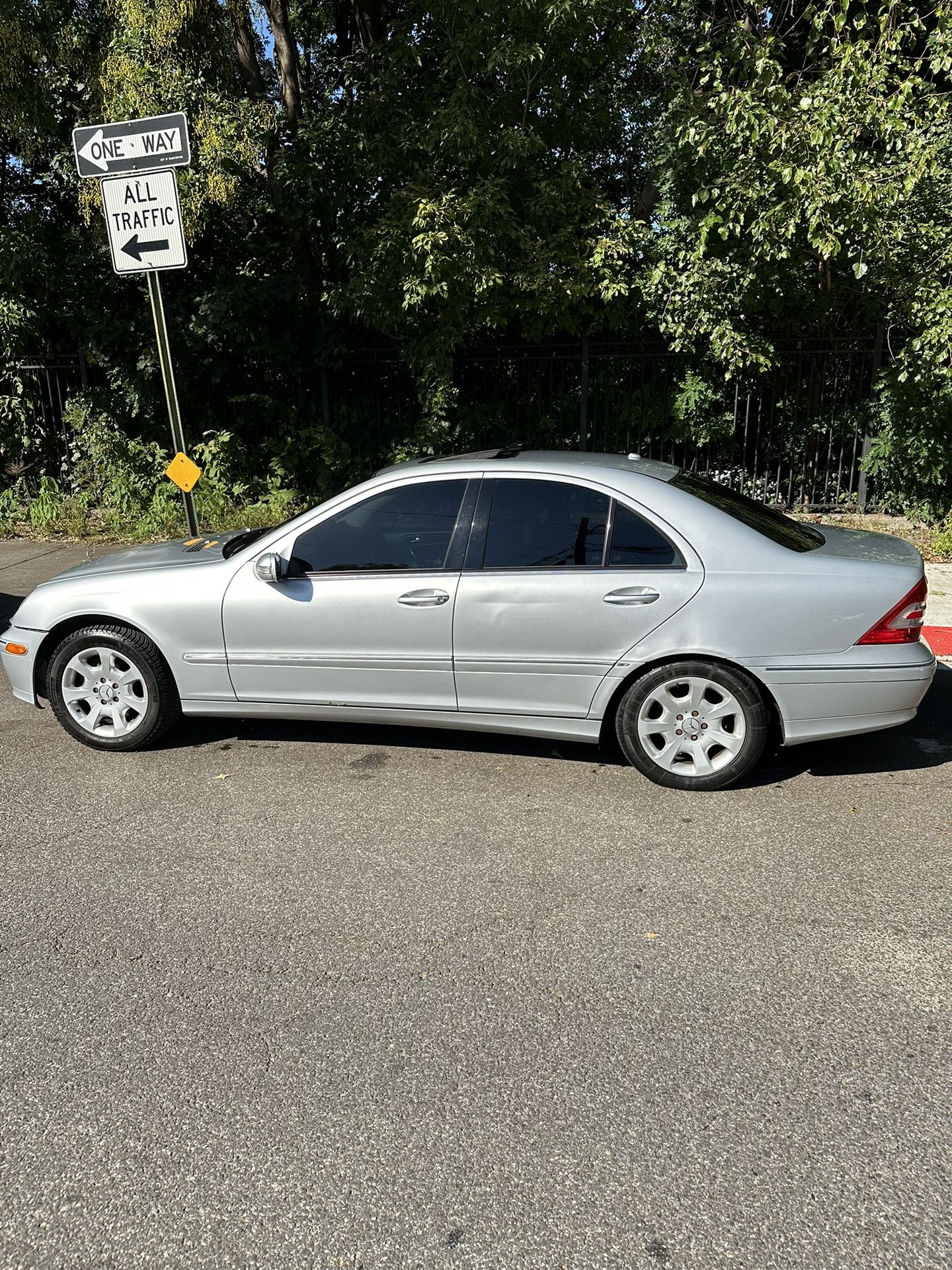 2006 Mercedes-Benz C-Class