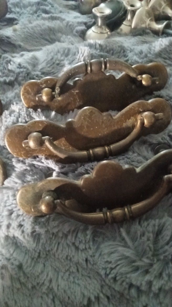 Antique Brass Drawer/Cupboard Pulls Take All