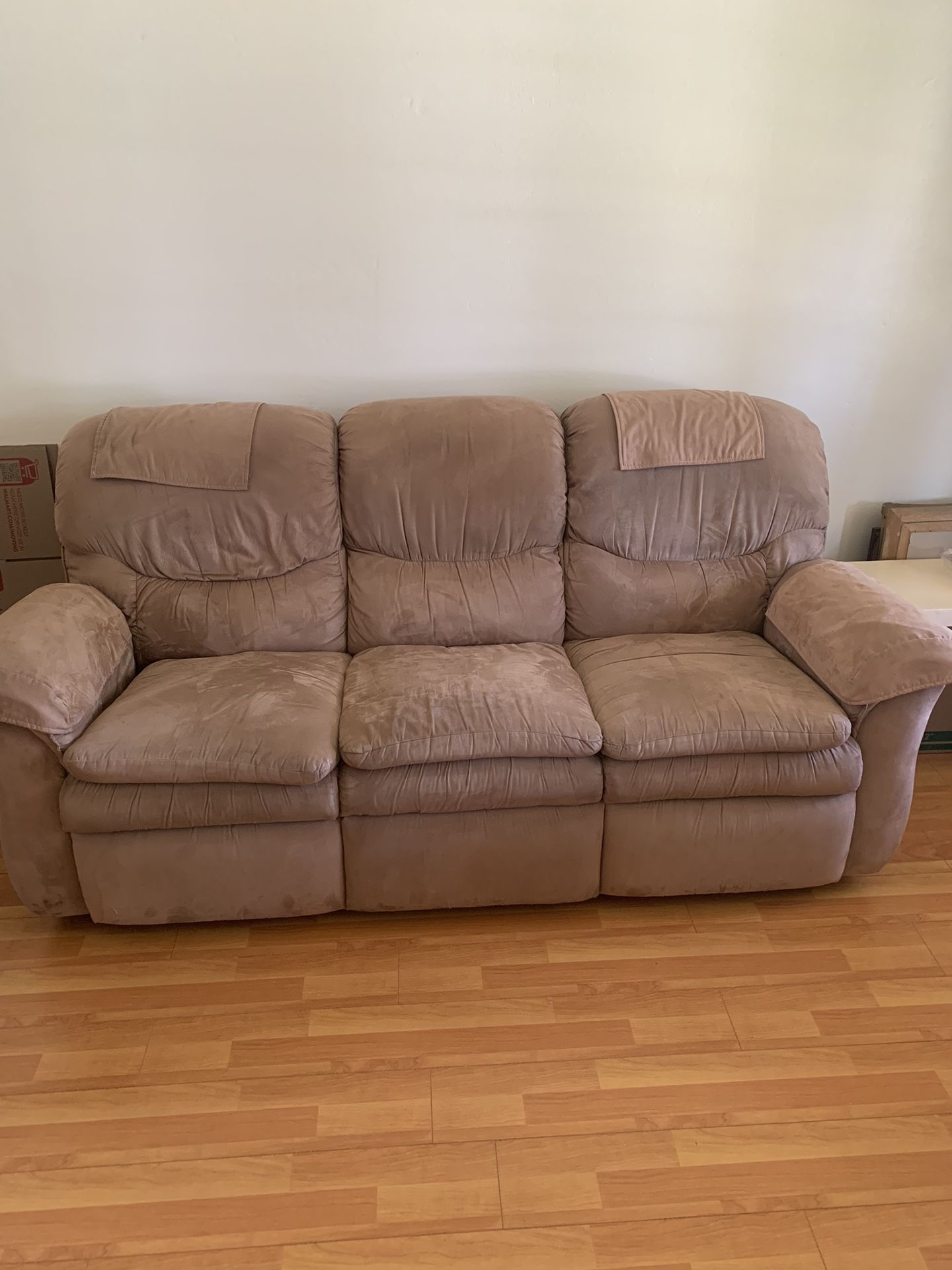 Free Couch 