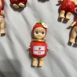 Sonny Angel Strawberry Love