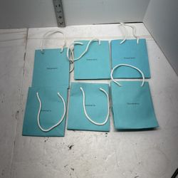 6 & CO GIFT BAGS PAPER 5"X6"X3"BLUE ORIGINALLY FROM T&CO Perth #T7