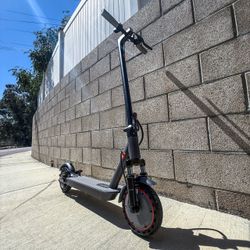 Electric scooter