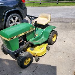 John Deere 111