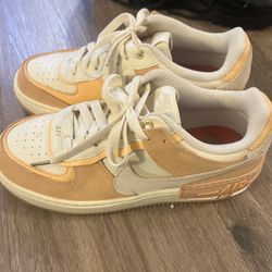 Nike AF1 good condition size 6.5 (women’s)