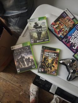 XBox Games And Controllers 