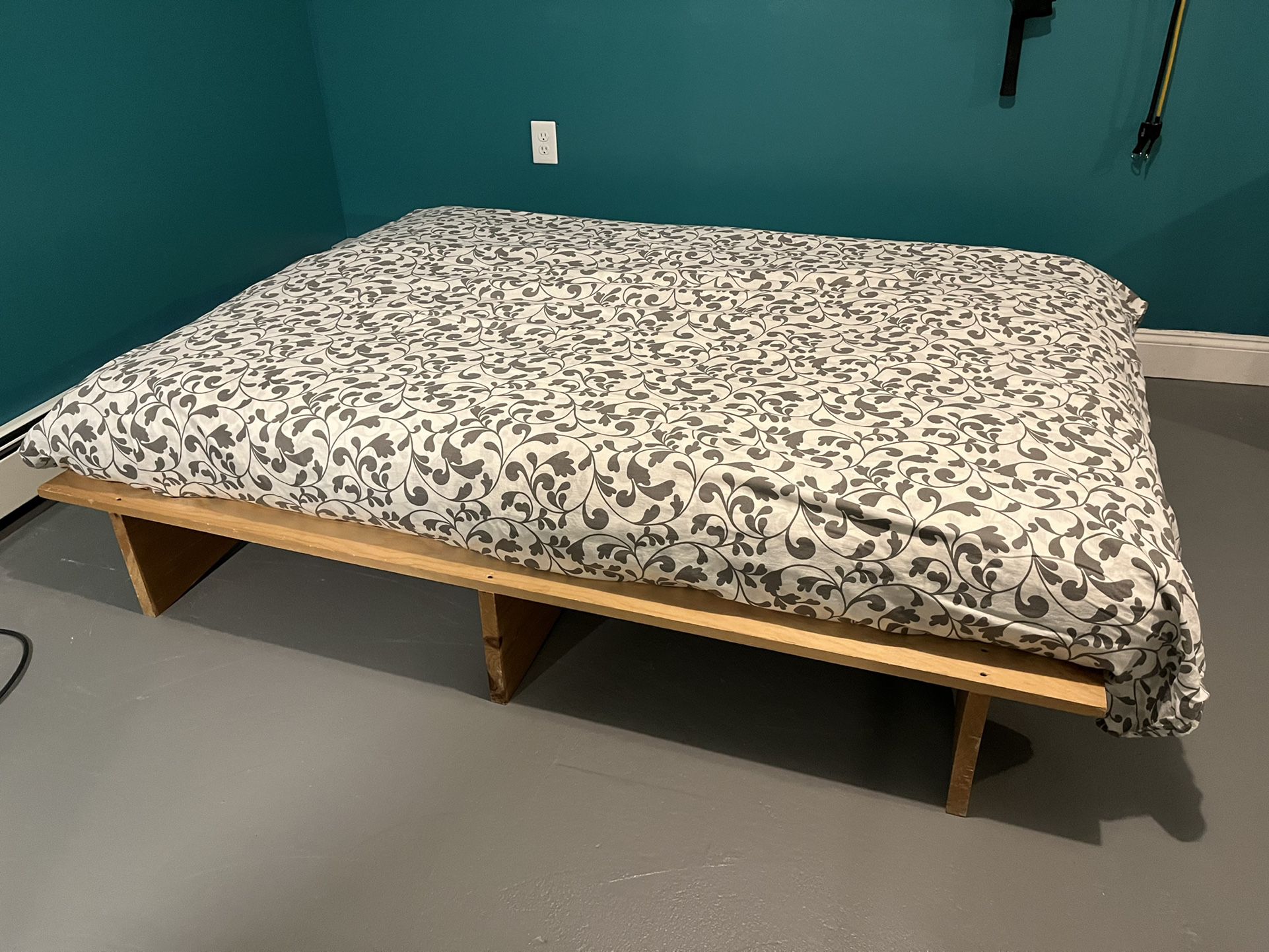 Futon Couch Bed- Full Size