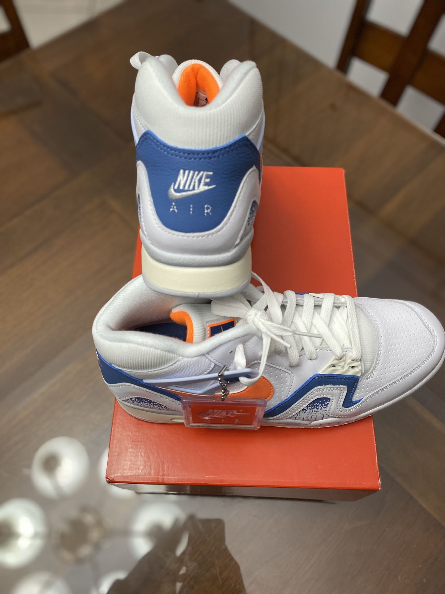 Nike Air Tech Challenge 2 