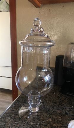 Glass jar