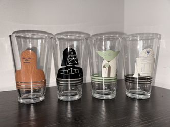 STAR WARS SET OF 4 DRINKING TUMBLERS / DRINKING GLASSES , 16 OZ