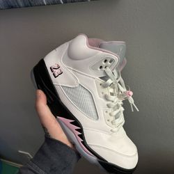 Jordan Medium Soft Pink 5 Size 9.5