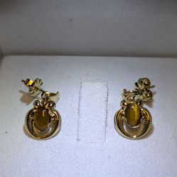 Vintage Tigers Eye 14K Yellow Gold dangle Earrings  Luxury