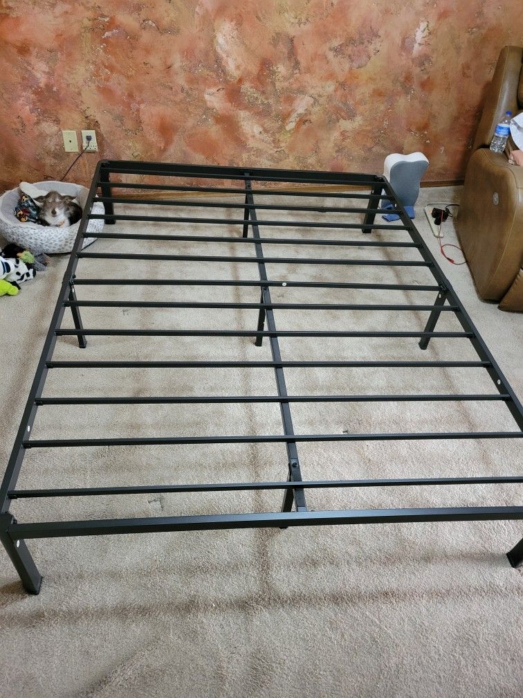 Queen Platform Free