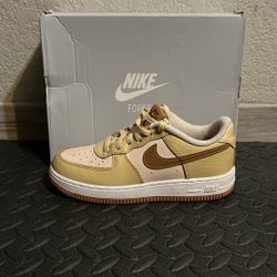 *NEW* Pre-School Kids Nike Air Force 1 LV8 (PS) Pearl White/Brown (DQ5974 200)