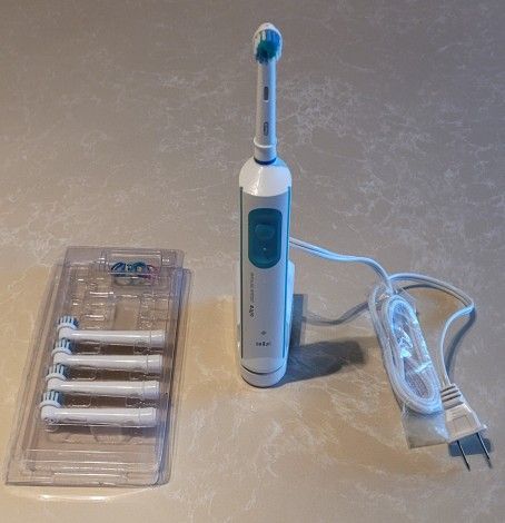 Braun Oral b Ultra Plaque Remover Electric Toothbrush