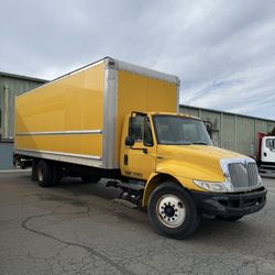2012 International Durastar Box Truck