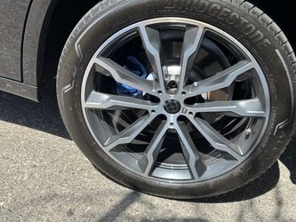 BMW Alloy Wheel with Bridgestone Tire