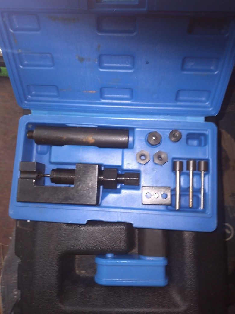 Motorcycle Chain Tool