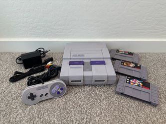 Super Nintendo System w/ 3 Games!