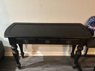 3 drawer desk