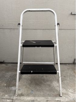 2-Step Folding Steel Step Stool Ladder