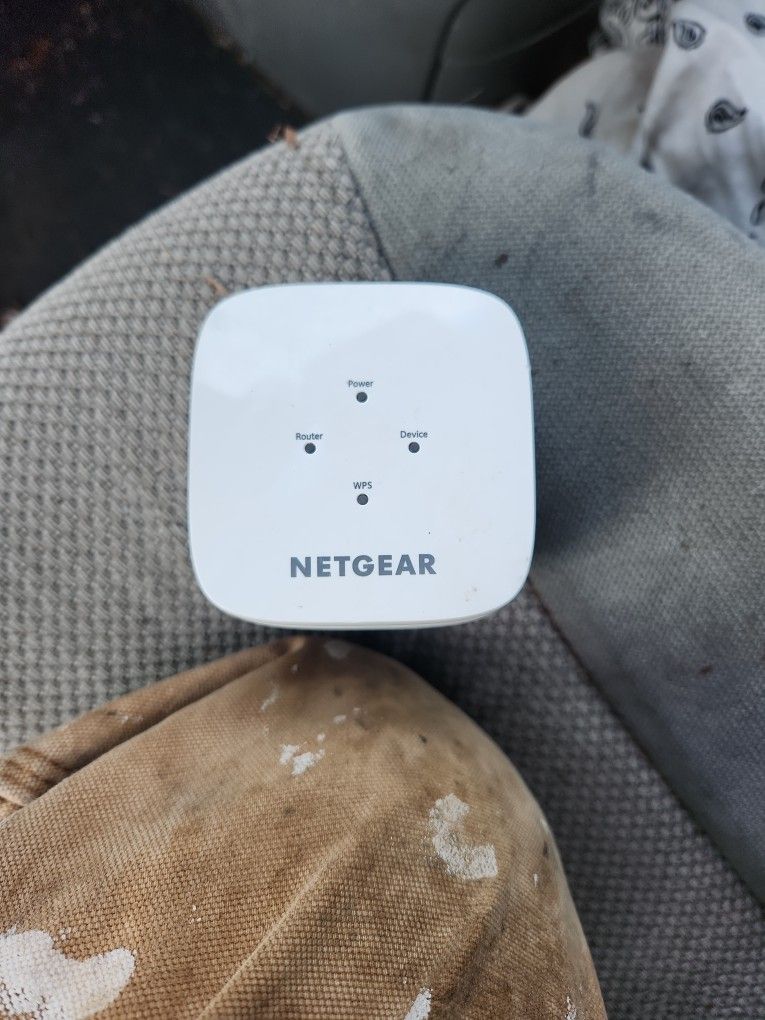 Netgear WiFi Extender AC750