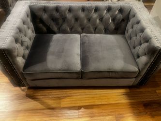 Grey Velvet Tufted Loveseat