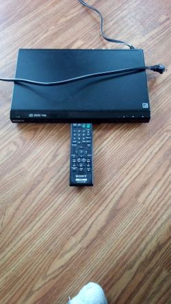 DVD player with remote