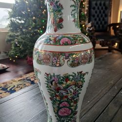 Rose Medallion Vase