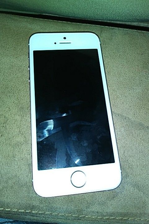 Iphone se unlocked