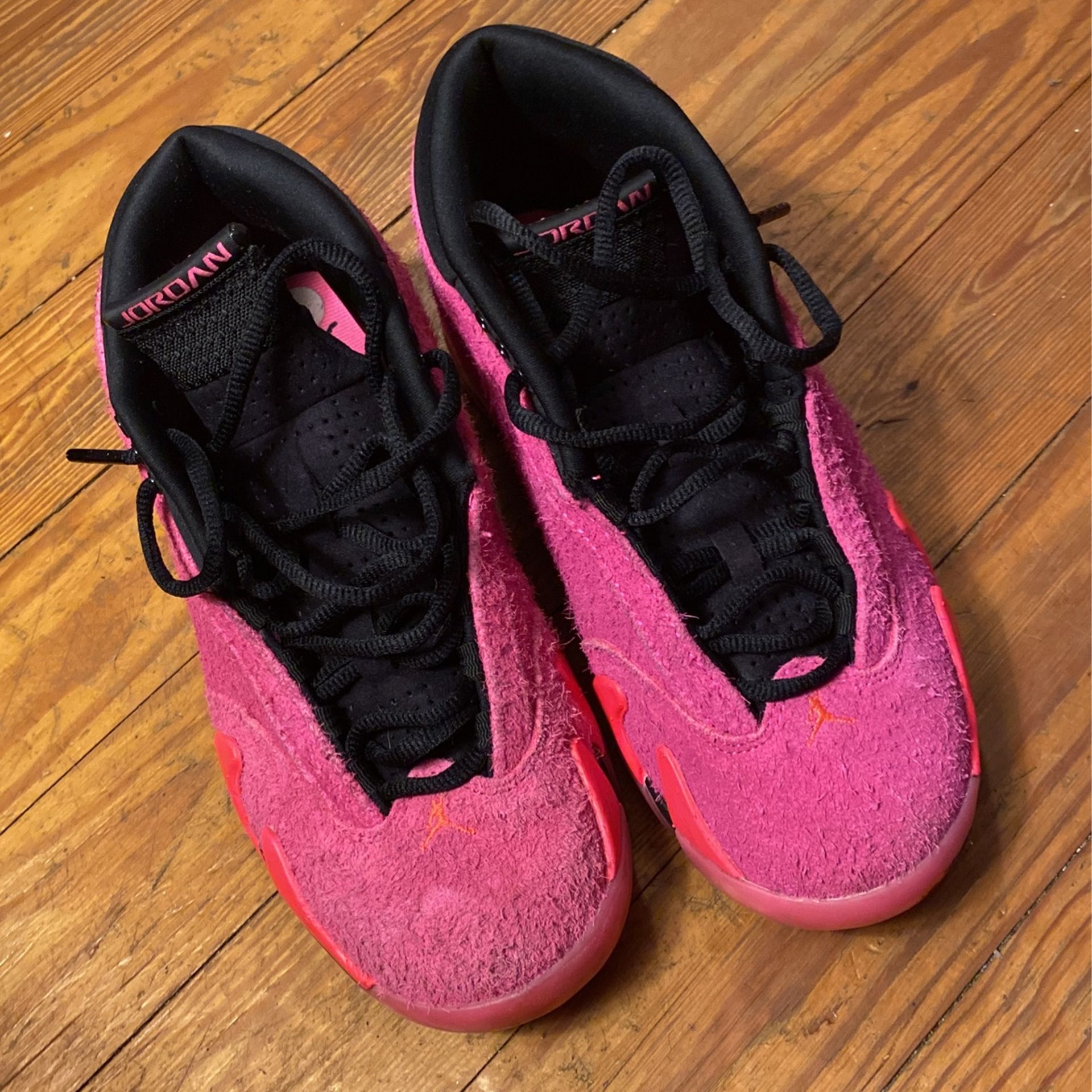 Woman Pink Retro Jordan 14