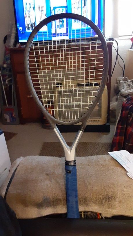 Head TiS6 Tennis Racket