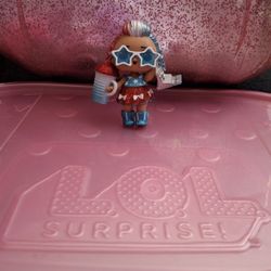 LOL SURPRISE Present Surprise JUBILEE doll