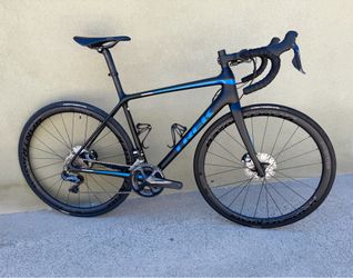 TREK Amonda SL7 Ultegra Di2 Disc Carbon Bike Medium