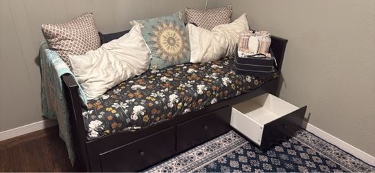 IKEA hemnes daybed and 2 mattresses