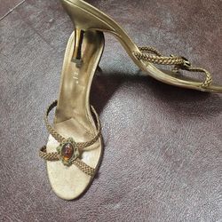 Open Toes Woman's Shoes Size 6.5