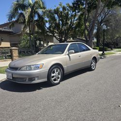 2001 Lexus ES 300
