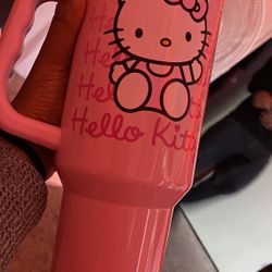 Hello Kitty Stanley